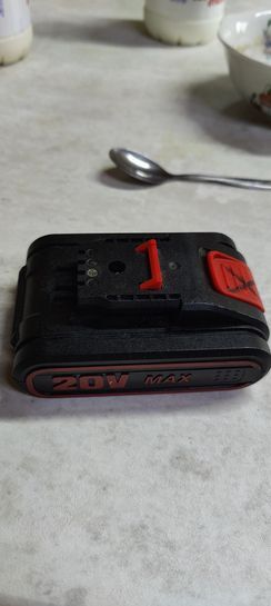 15748955-mAVKS.jpg