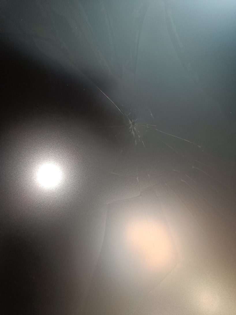 1000040318