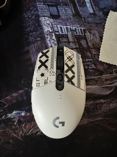 imagepicker86337D65-C70D-48E8-BC30-4C8D5C7DAF25-4295-000001A1F2797336