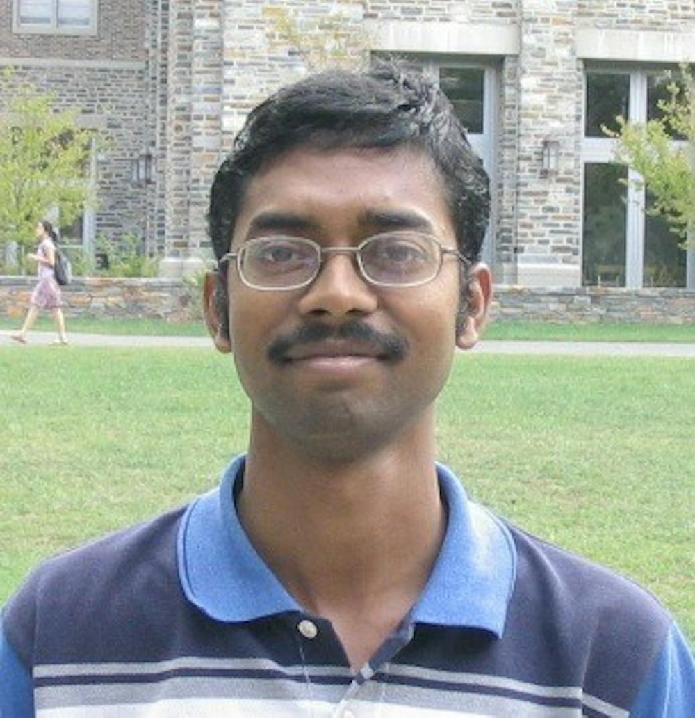 1000043663