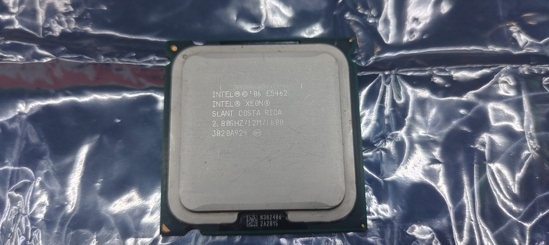 1000124100