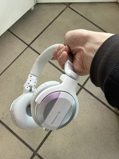 imagepicker17D1C40F-4B82-4768-8C8C-2ED44D62BE24-57894-00002094518C795C