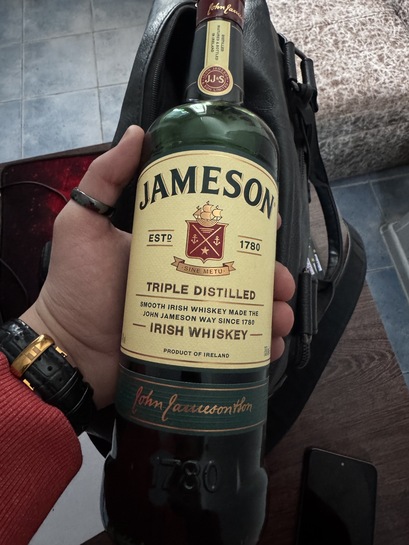 imagepicker10487A59-F1F2-4EC7-8ED6-E12A362FF9C1-9348-00000131668E12F1